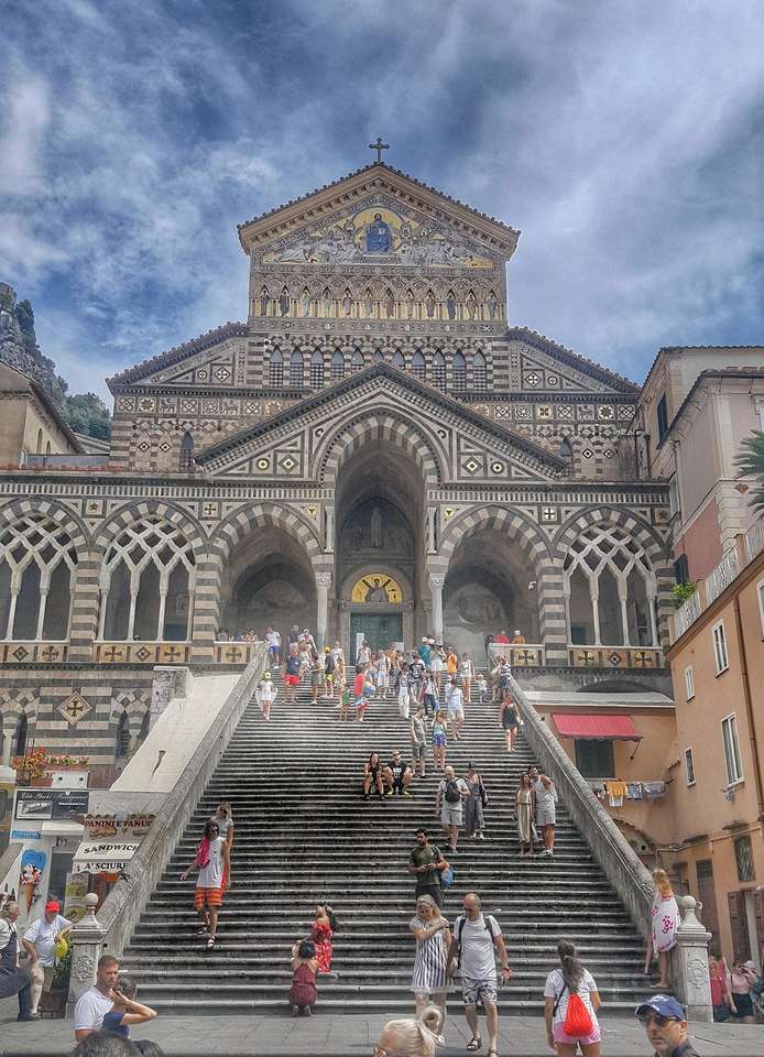 Duomo di Amalfi Sa Italia puzzle en ligne