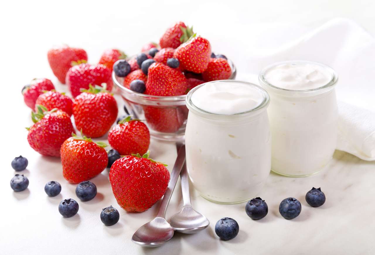Frukost med grekisk yoghurt Pussel online