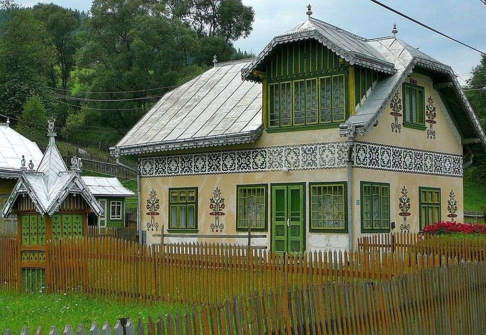 Malerisches Haus in Rumänien Online-Puzzle