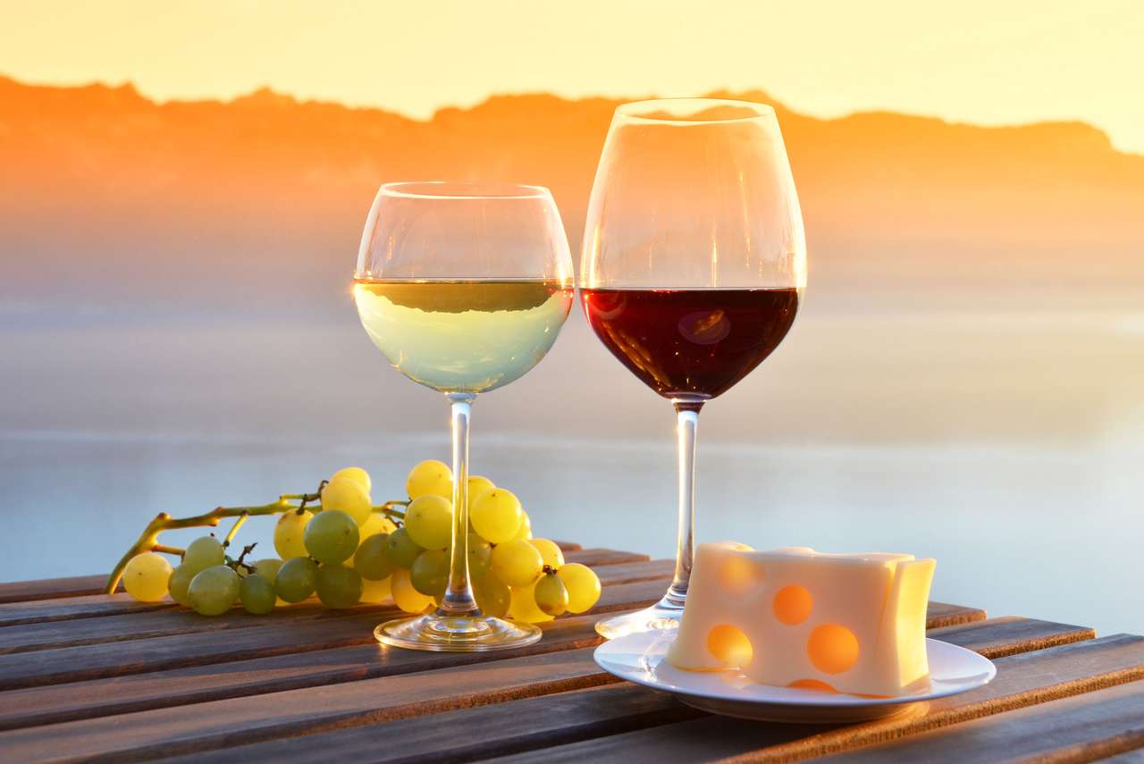 Вино и грозде онлайн пъзел