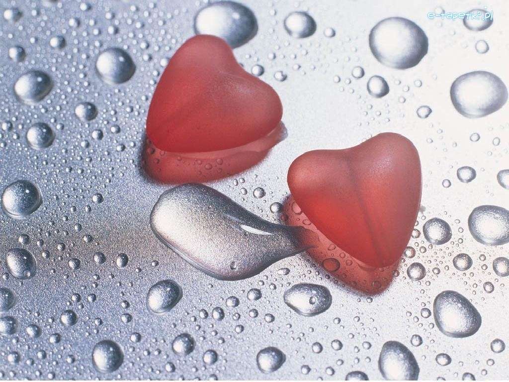 Grafiska hjärtan, vattendroppar Pussel online