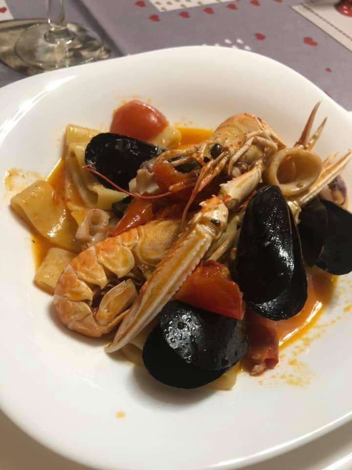 Calamarata Neapolitan Cuisine Италия онлайн пъзел