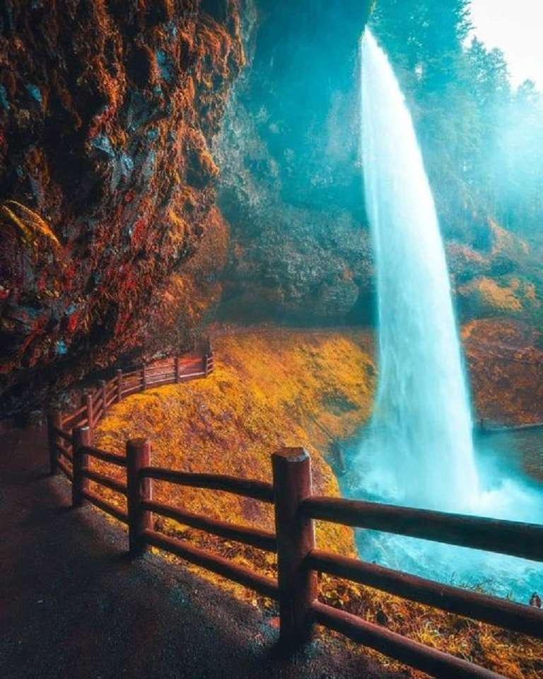 Серебряный водопад. пазл онлайн