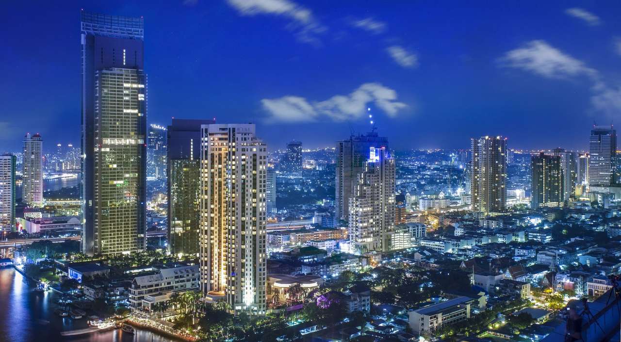 Ciudad de la ciudad por la noche en Bangkok rompecabezas en línea