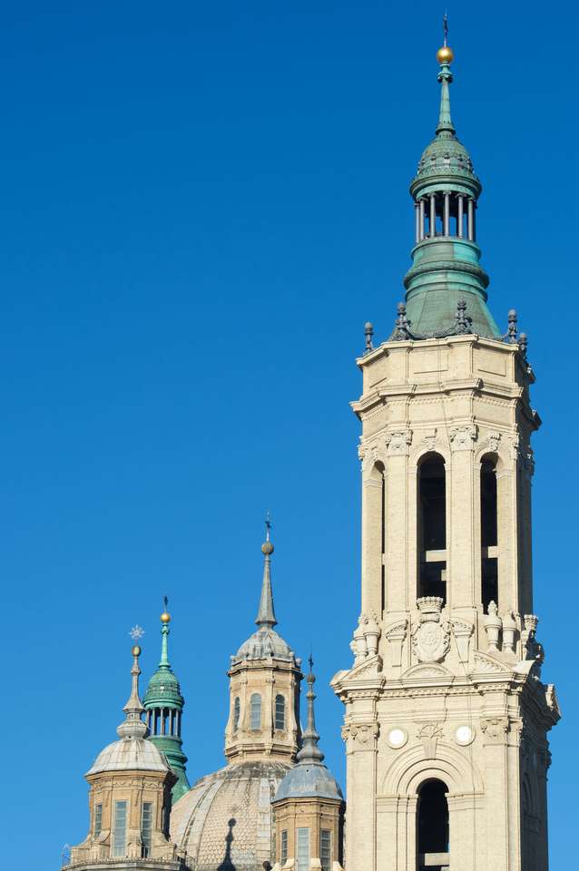 Catedral Pilar, Zaragoza City quebra-cabeças online
