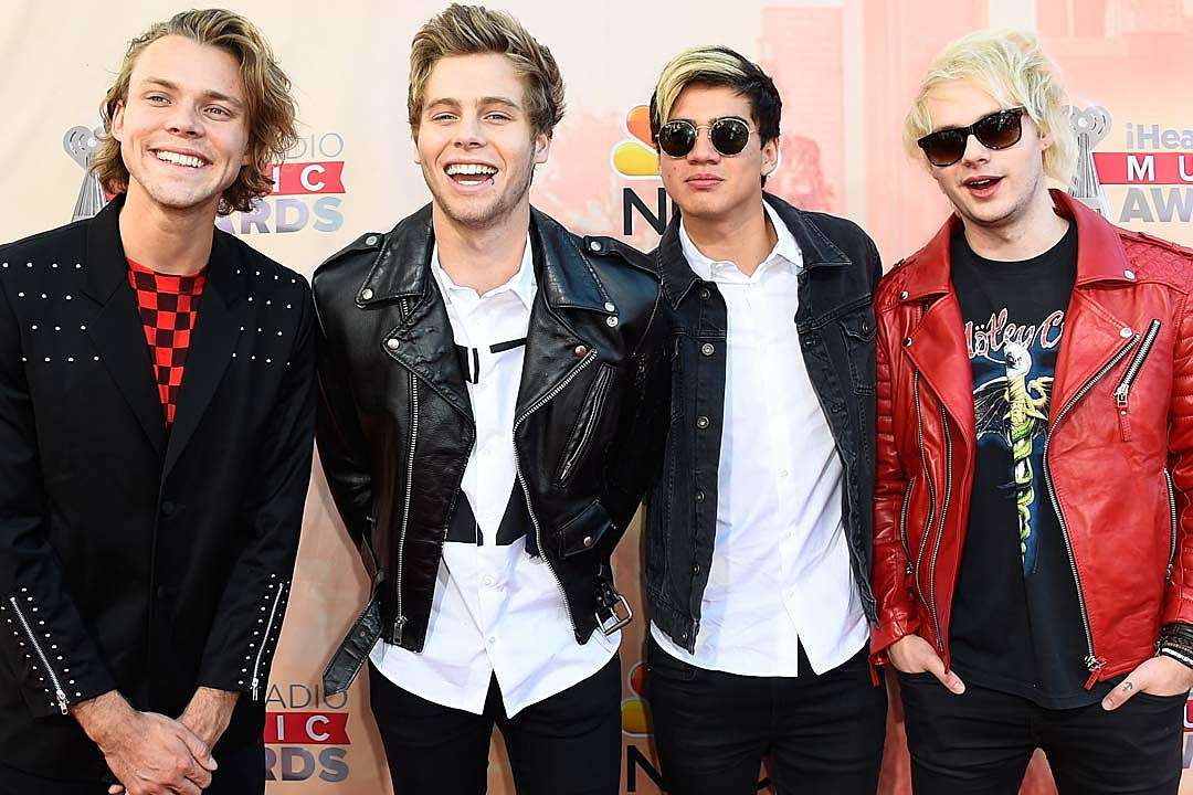 5SOS dragoste jigsaw puzzle online