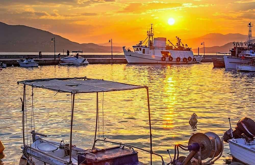 Греческий остров Эвбея онлайн-пазл