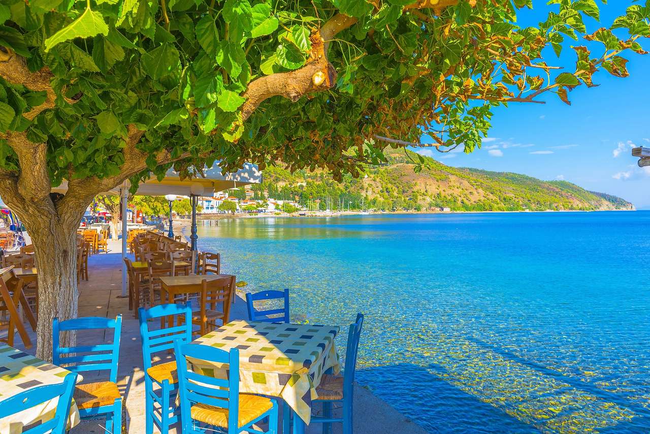 Гръцки остров Евбея онлайн пъзел