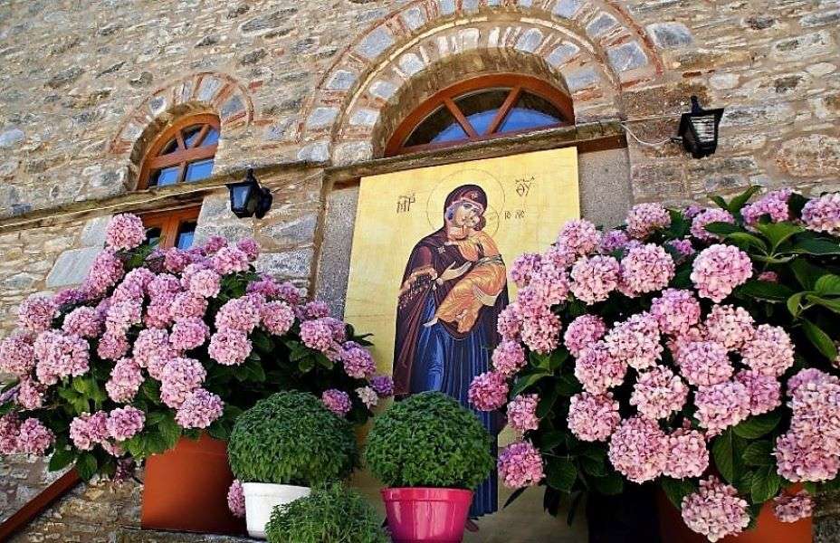 Skiathos řecký ostrovní klášter skládačky online
