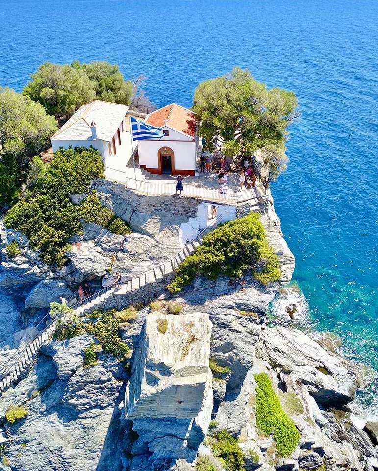 Σκόπελος Ελληνικό νησί παζλ online