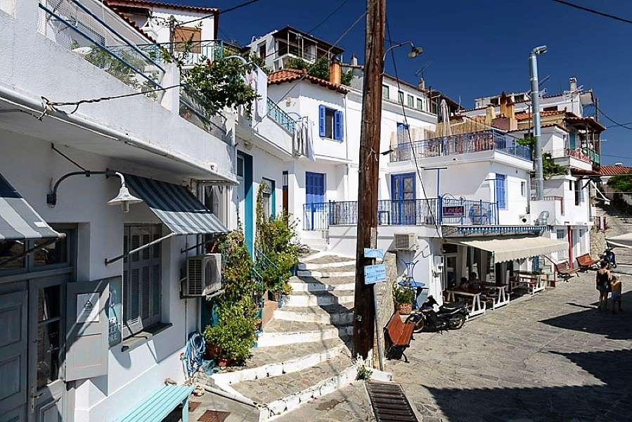 Skopelos Griechische Insel Glossa Online-Puzzle