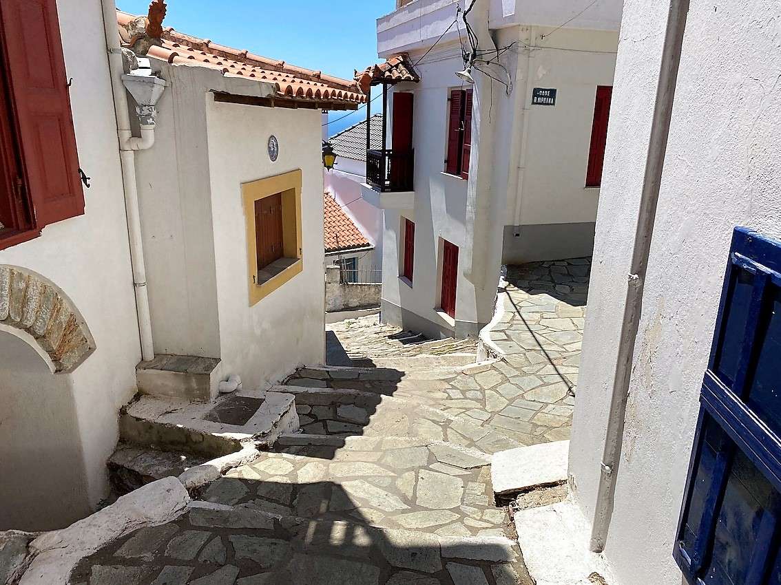 Skopelos île grecque puzzle en ligne