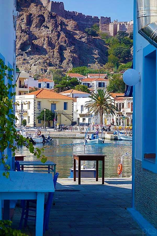 Limnos řecký ostrov Myrina online puzzle