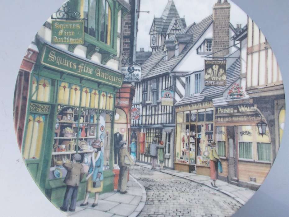 A strein in England with an antique shop. online puzzle