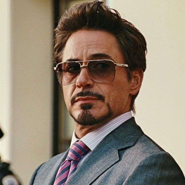 Tony Stark pussel på nätet