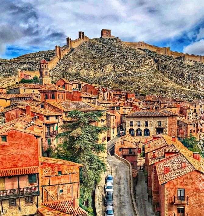 A aldeia mais bonita da Espanha quebra-cabeças online