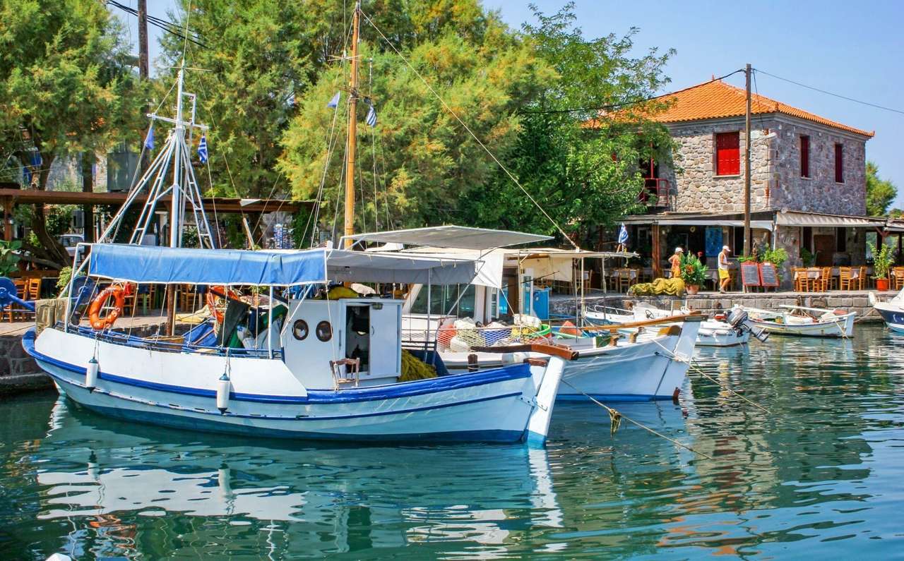 Синечиния на гръцки остров Лесбос онлайн пъзел