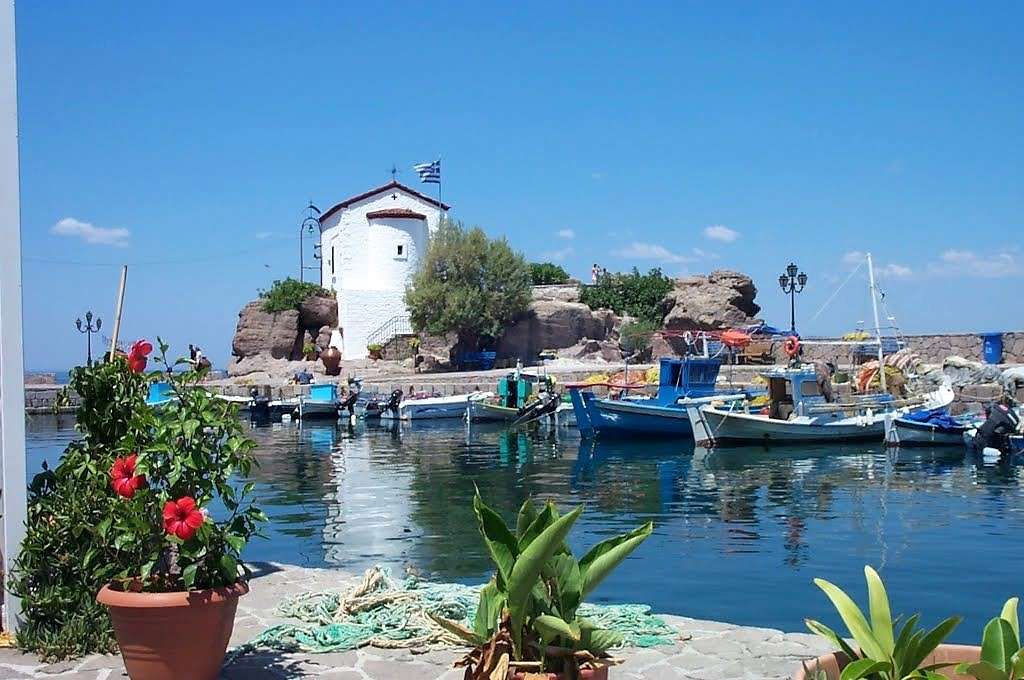Сикаминия на греческом острове Лесбос онлайн-пазл