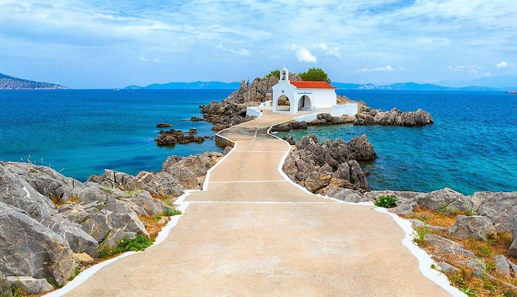 Agios Isidoros på Chios grekiska ön Pussel online