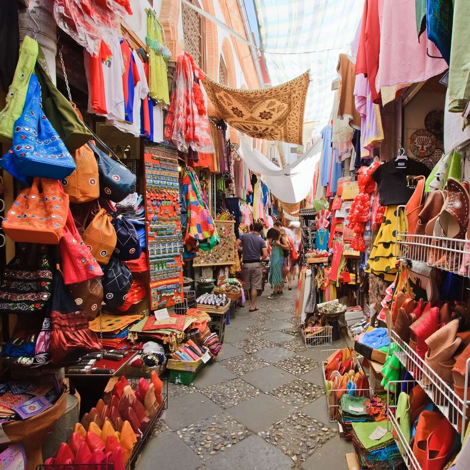Marknad på gatan i Granada pussel på nätet
