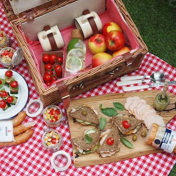 Outdoor picknick legpuzzel online