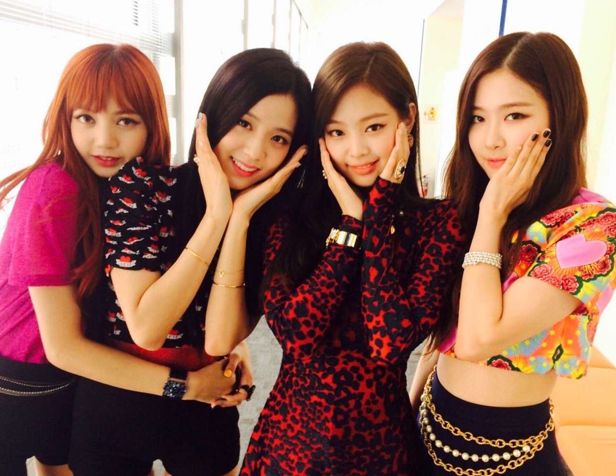 Lisa, Jisoo, Jennie, Rose online puzzle