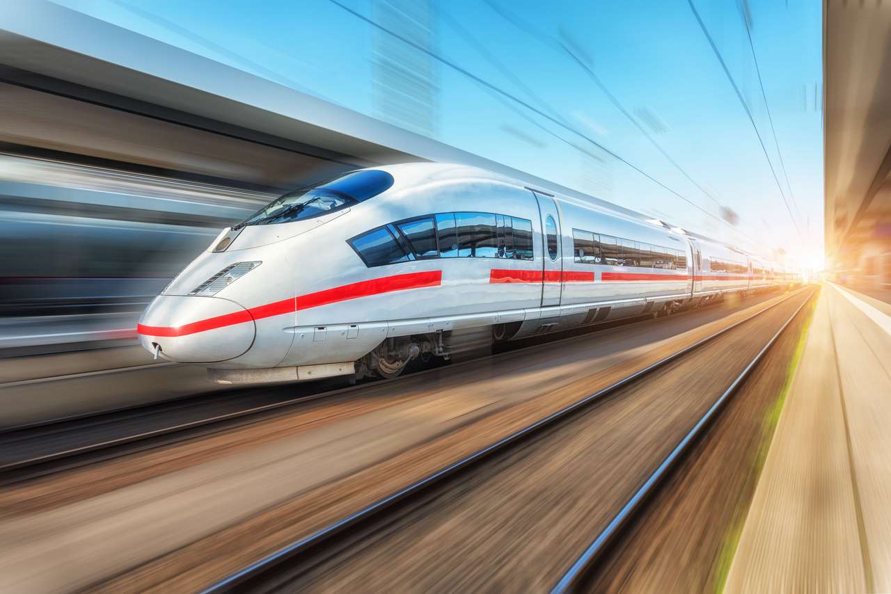 Trem moderno de alta velocidade quebra-cabeças online