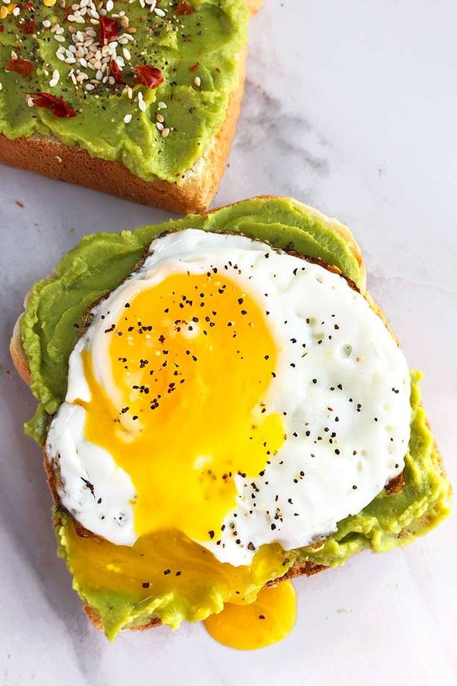 Avokádo vejce toast skládačky online