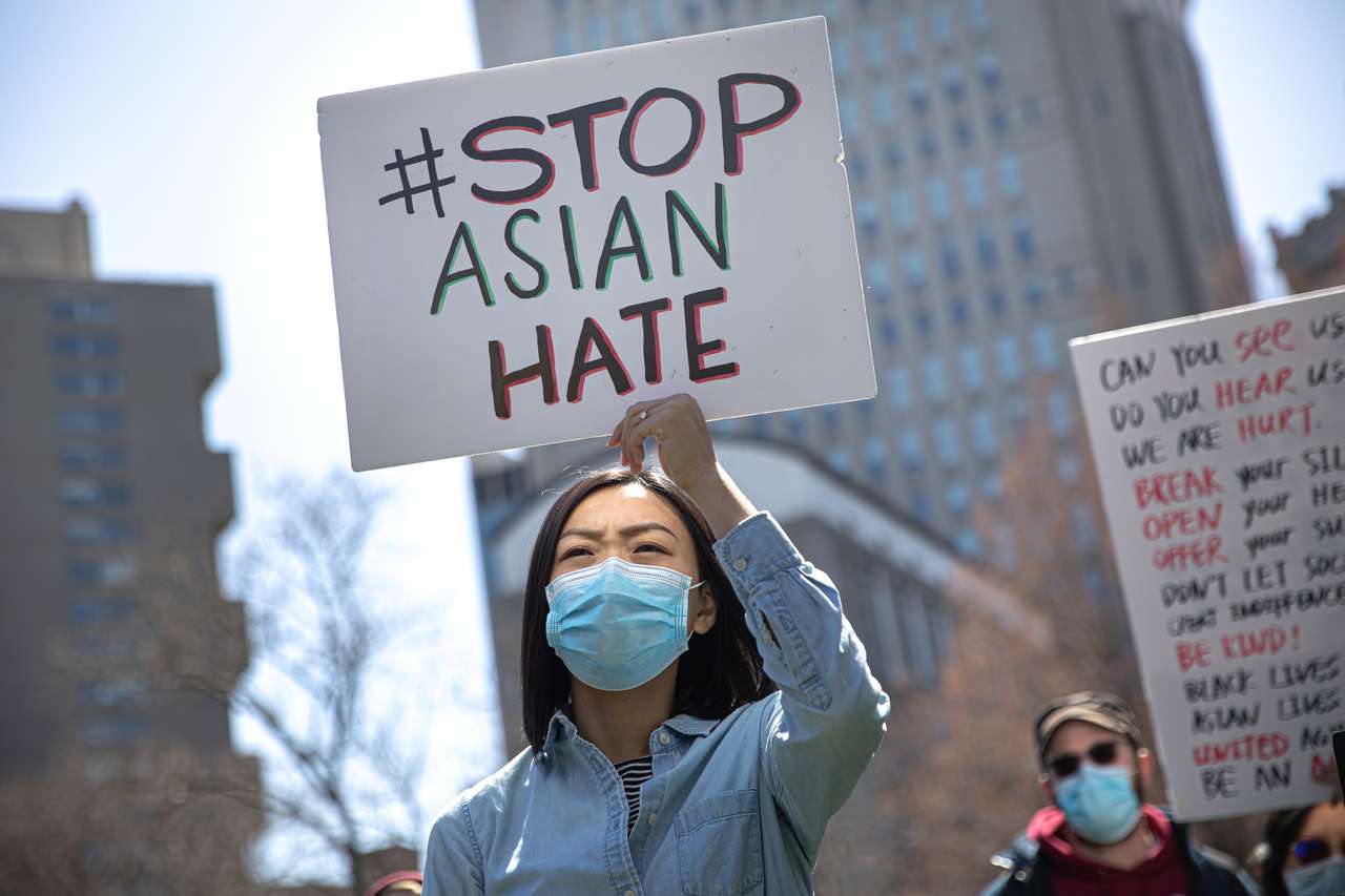 Stoppen Sie den asiatischen Hass Online-Puzzle