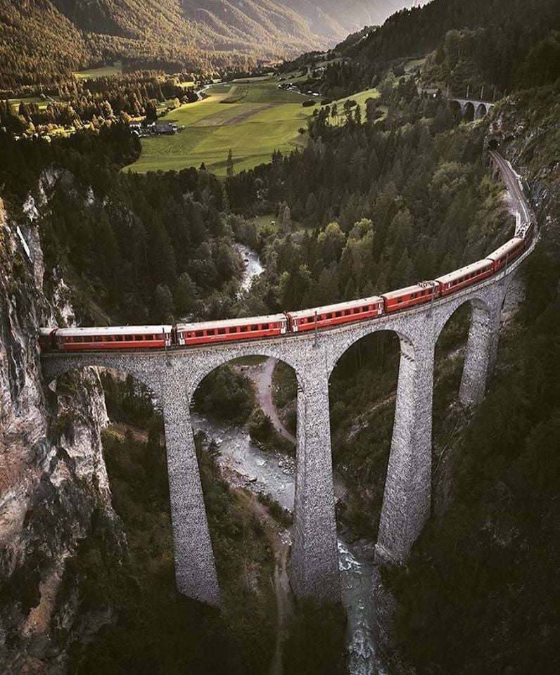 Zwitsers landschap. legpuzzel online