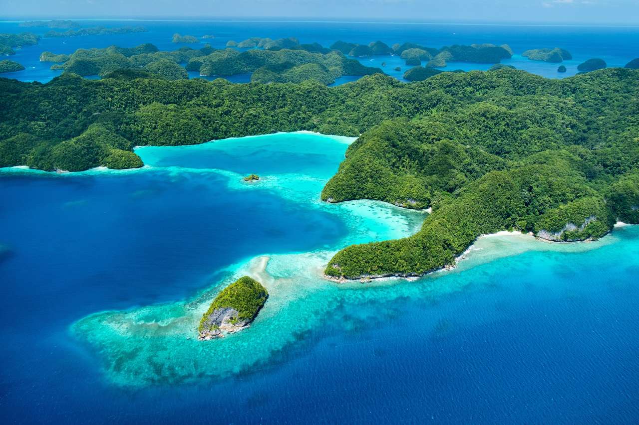 Тропические острова Палау и Тихий океан пазл онлайн