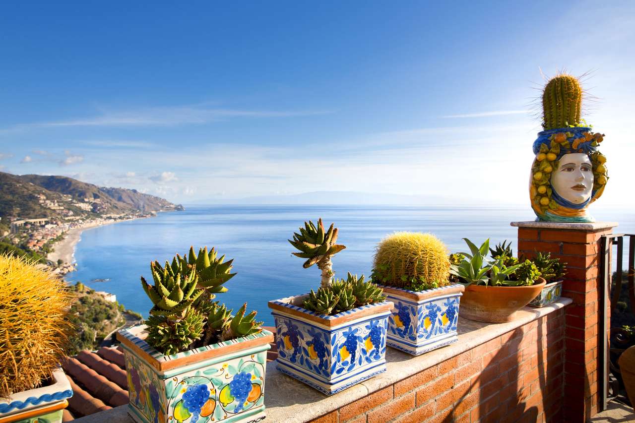 Tengerparti Taormina, Szicília, Olaszország kirakós online