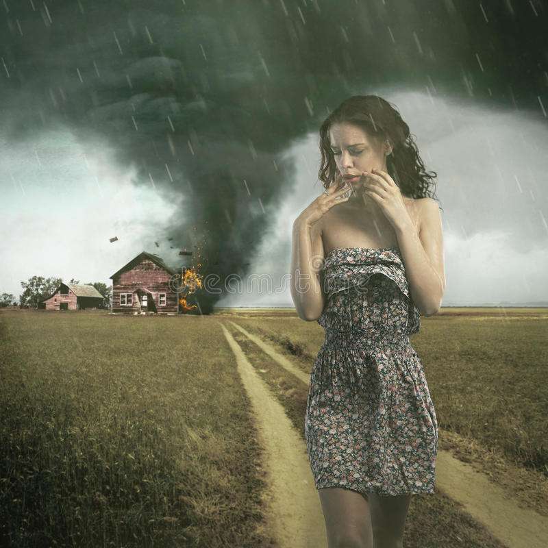 La niña y el tornado .............. rompecabezas en línea