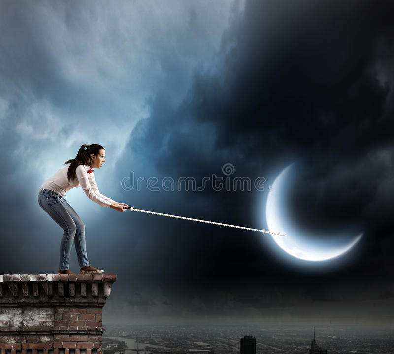 Touching the moon ........... jigsaw puzzle online