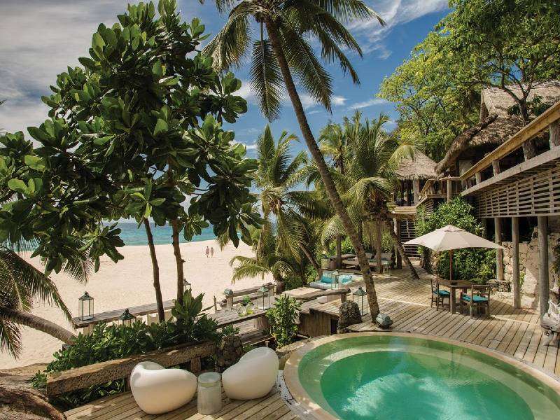 Роскошный курорт на Сейшельских островах пазл онлайн