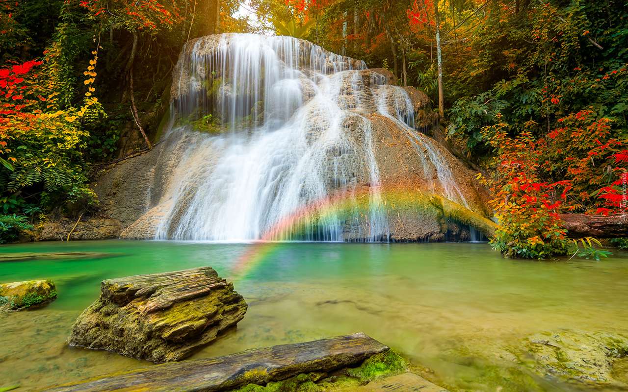 Regenboog bij de waterval legpuzzel online