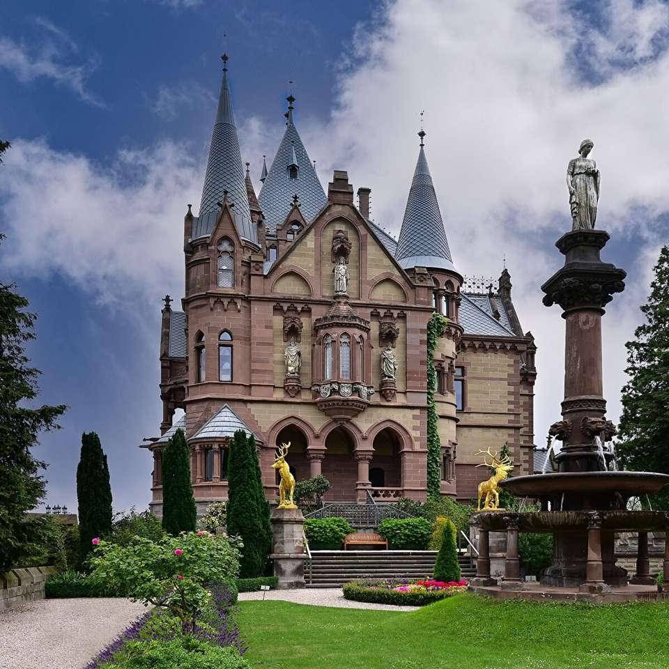 Castelul Drachenburg - Germania jigsaw puzzle online