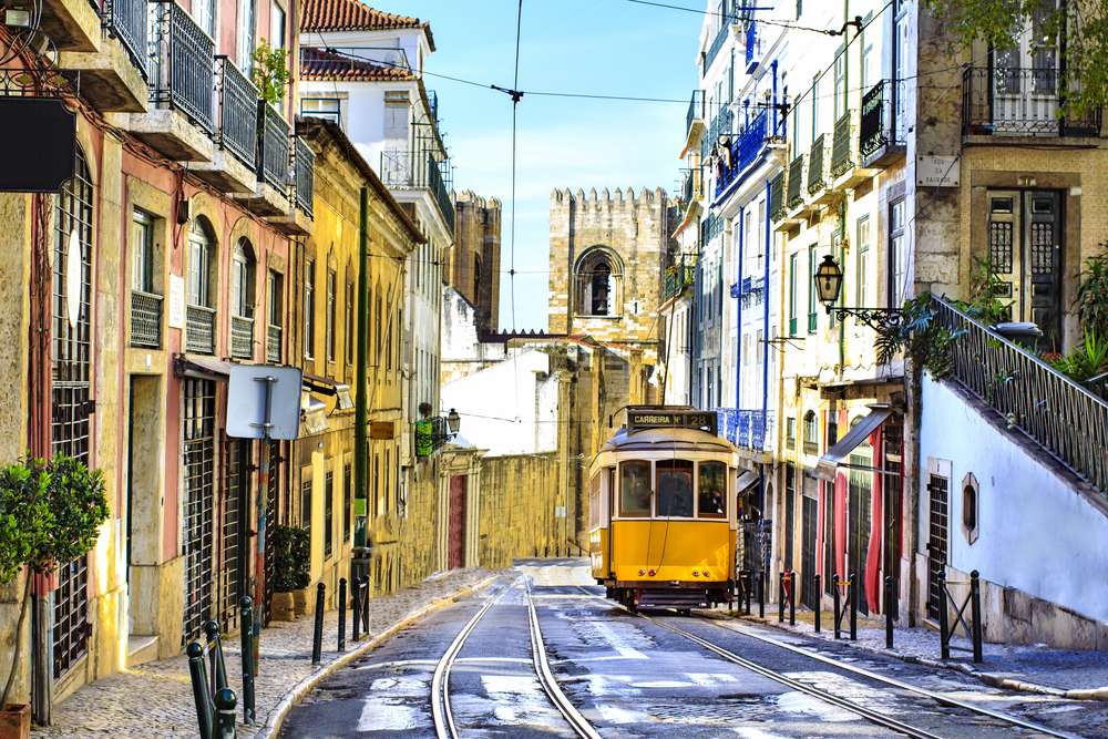 Straße in Lissabon. Online-Puzzle