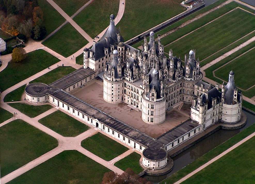 Château de Chambord, vue aérienne puzzle en ligne