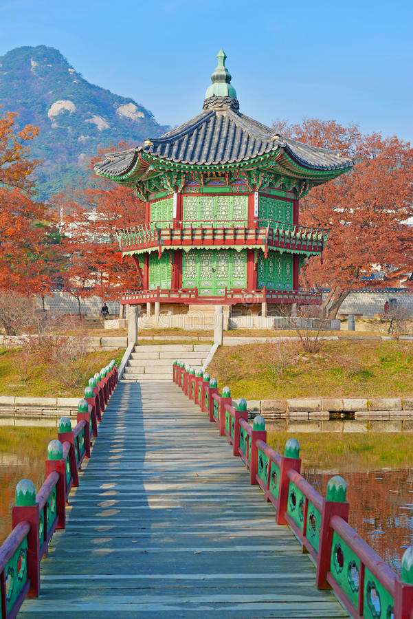 Південнокорейський храм пазл онлайн