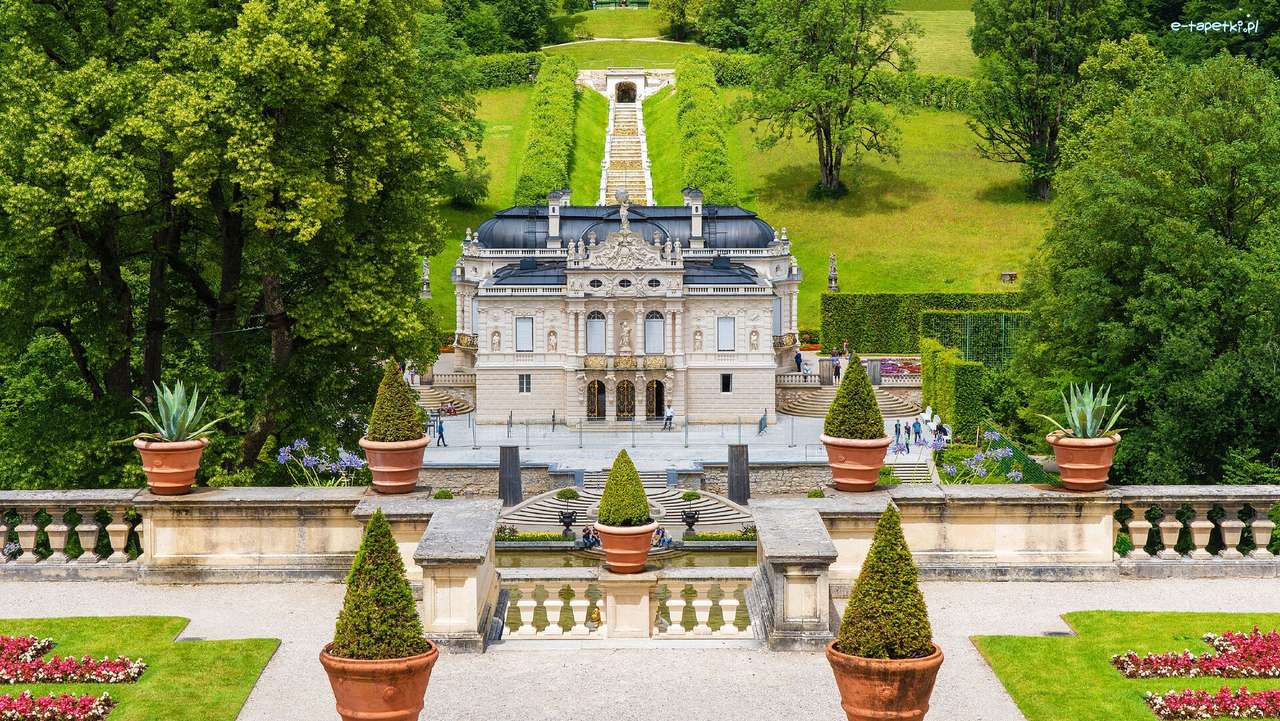 Дворец Линдерхоф, Бавария пазл онлайн