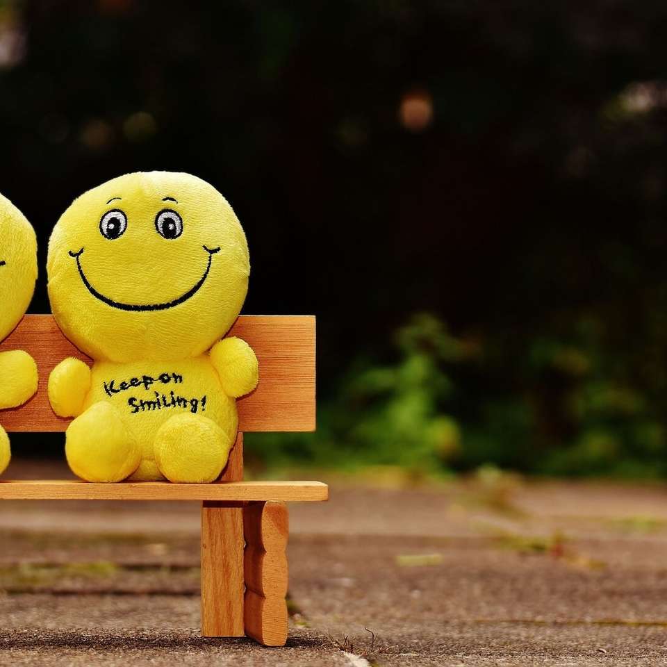 Glimlach, gele mascottes online puzzel