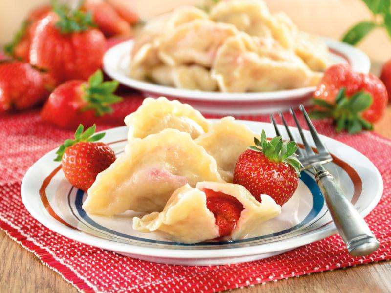 Găluște cu căpșuni și brânză puzzle online