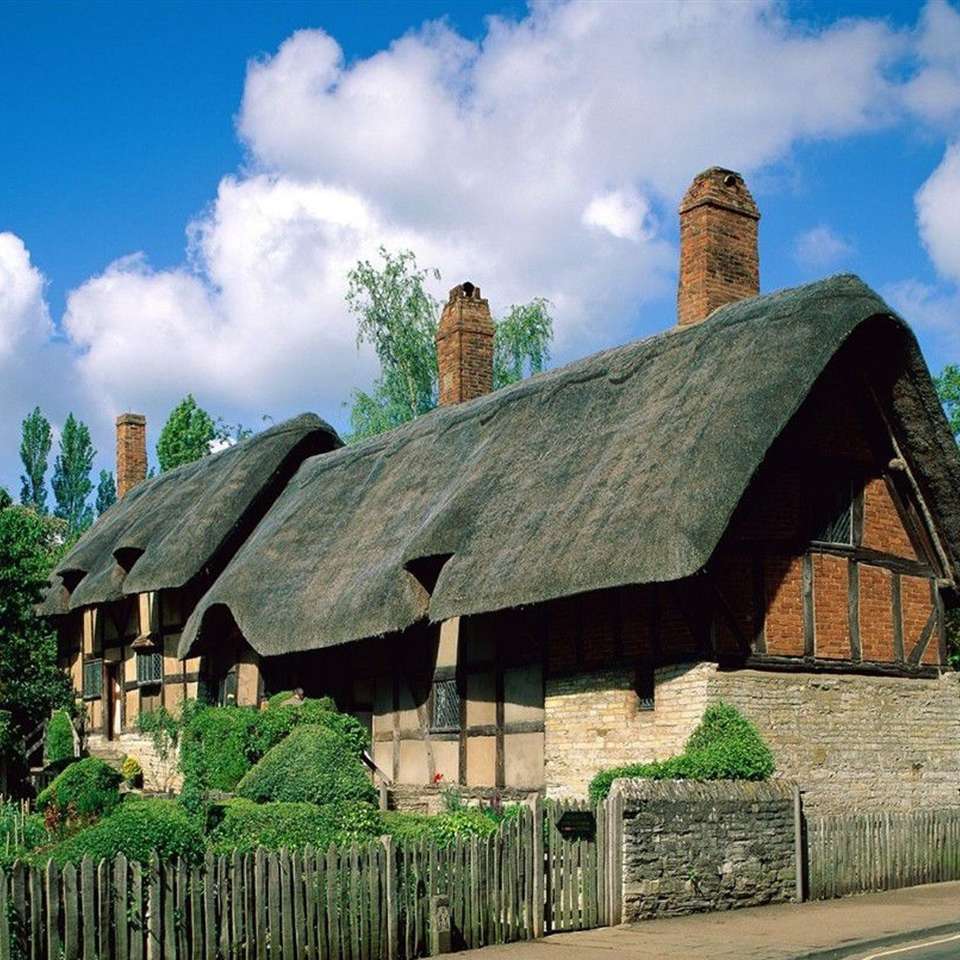 Thatched house jigsaw puzzle online