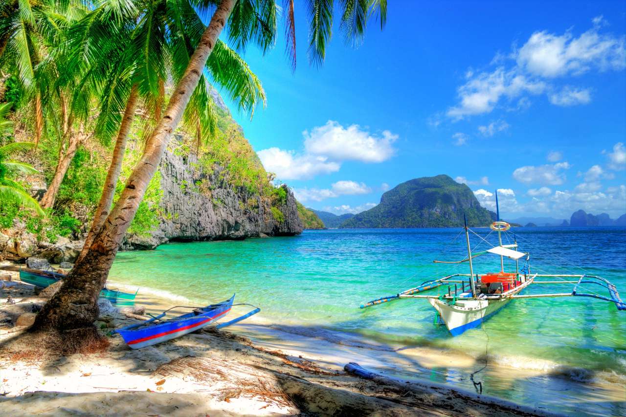 Красива тропическа плажна сцена онлайн пъзел