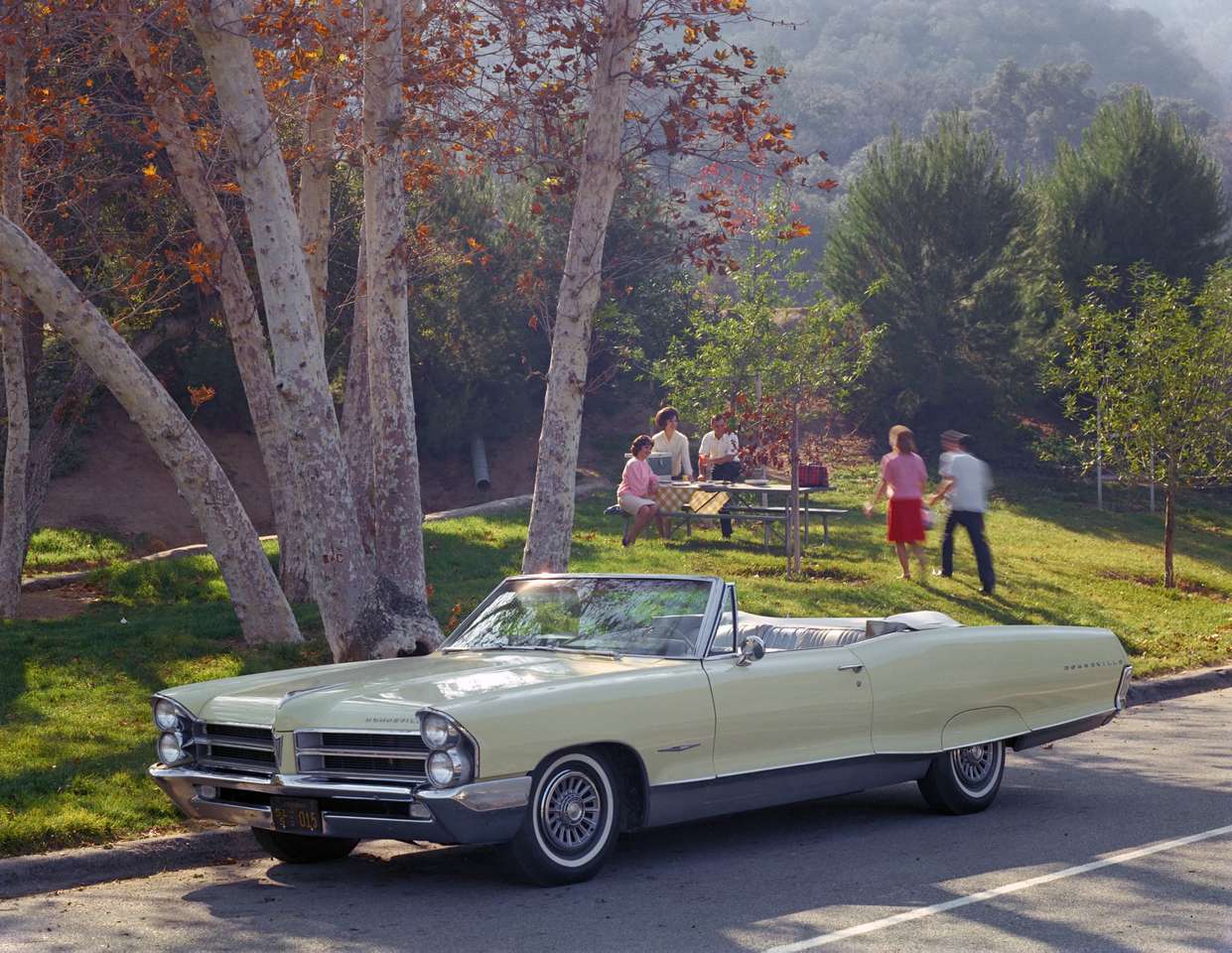 1965 Pontiac Bonneville kabriolet skládačky online