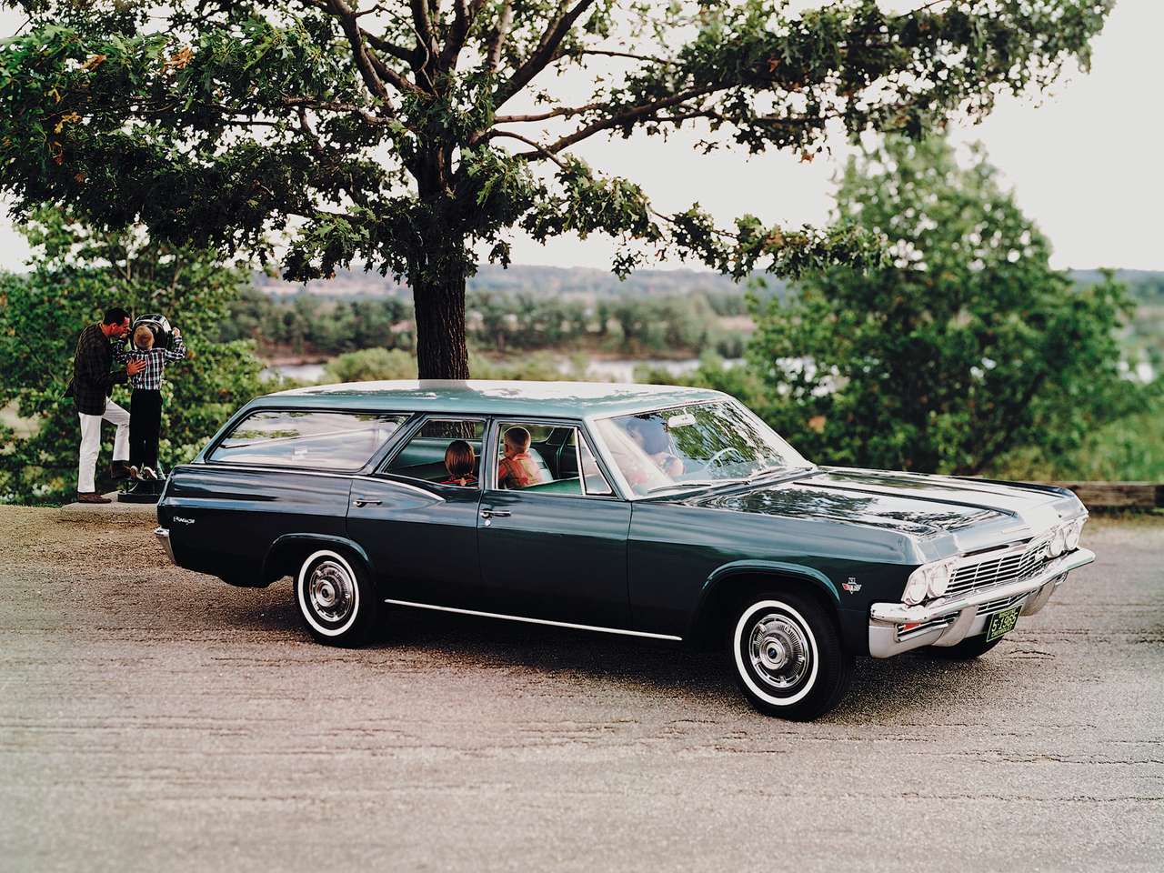 1965 Chevrolet Biscayne Station Wagon rompecabezas en línea