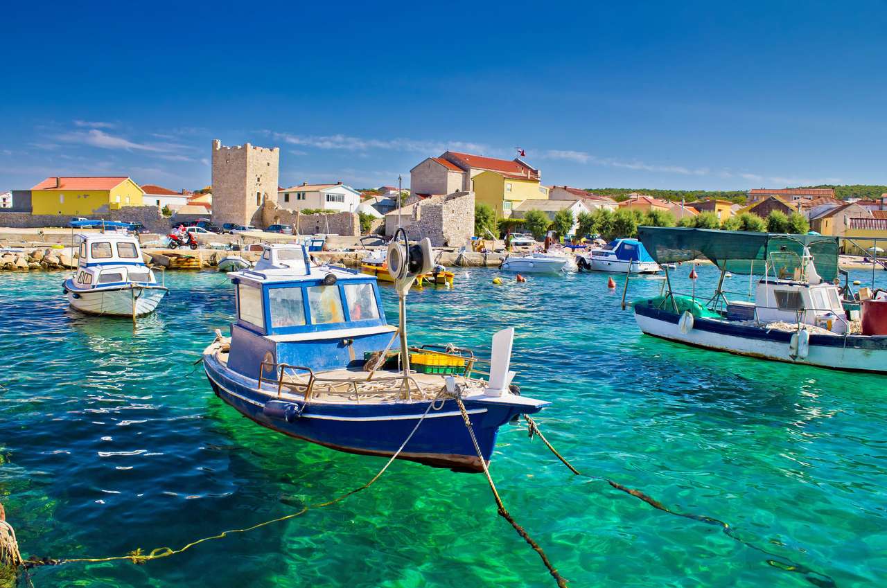 Адриатичен град Разанак Цветна брегова линия, Далмация, Хърватия онлайн пъзел