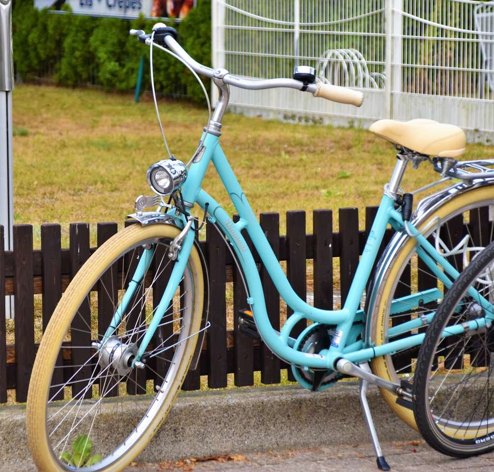 Teal Beach Cruiser Bicycle puzzle online