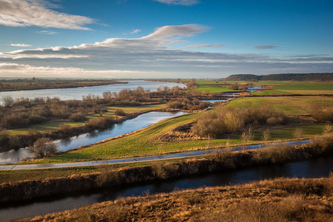 Vistula River Valley a GNiew-ben online puzzle